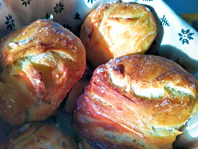 Knusprig-fluffige Sonntagsbrötchen