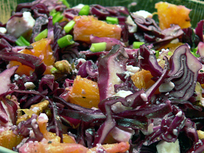 Rotkohlsalat mit Orangen und Schafsfeta