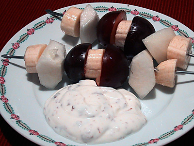 Schaschlikfrüchte mit Schokoquark